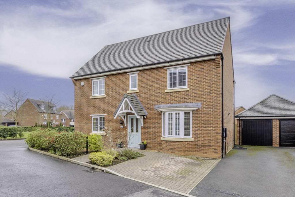 4 bedroom detached house for sale in Aurora Gardens, Barlaston, ST12