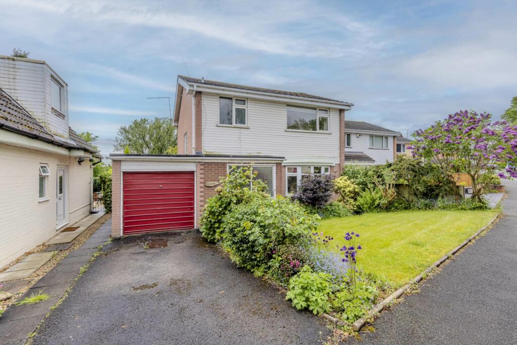 3 bedroom detached house for sale in Hilwood Road, Madeley Heath, CW3