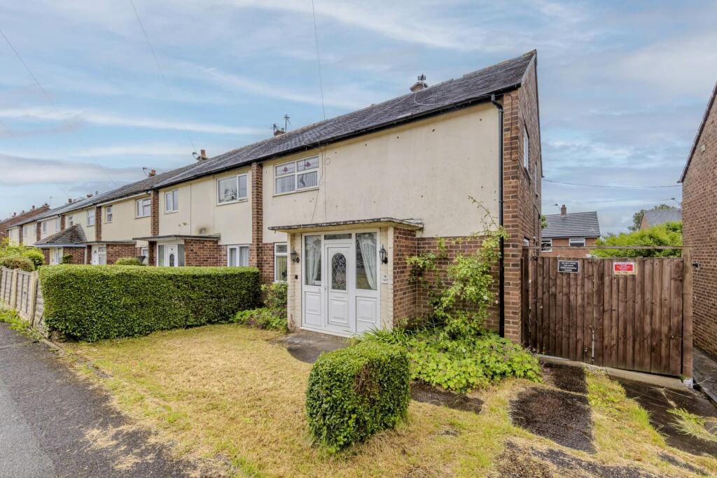 3 bedroom semidetached house for sale in Seabridge Lane, Newcastle