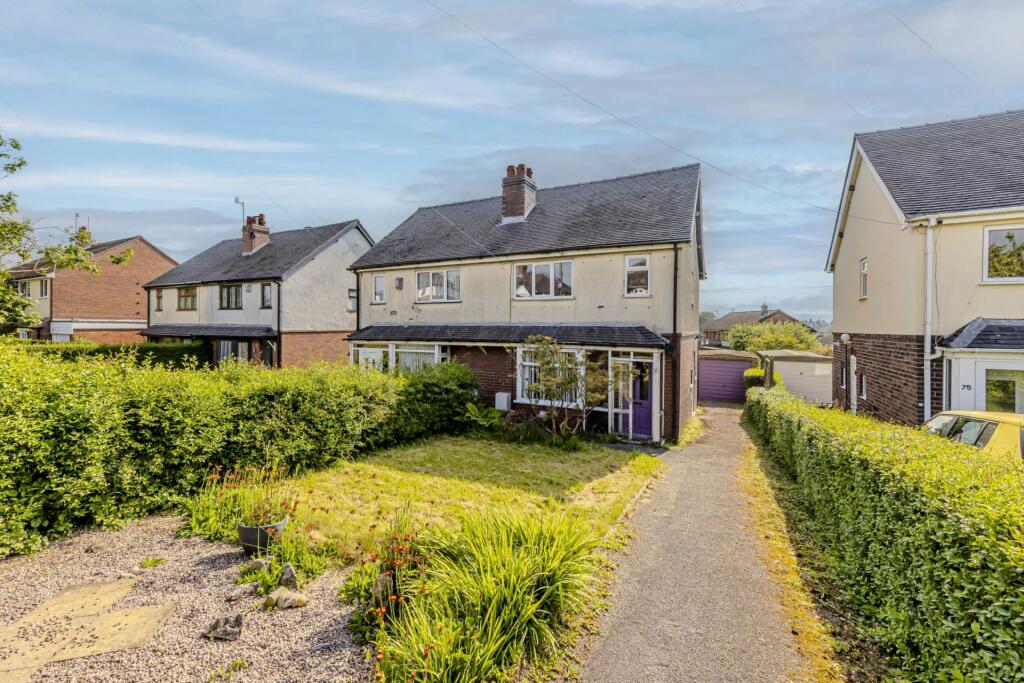 3 bedroom semidetached house for sale in Ostlers Lane, Cheddleton