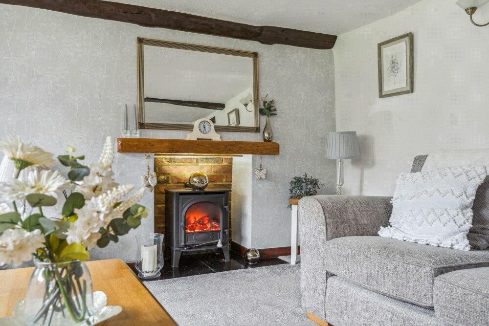 Additional property image - Thatched Cottage, Hatching Green, Harpenden, AL5