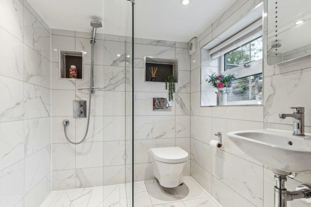 Additional property image - Thatched Cottage, Hatching Green, Harpenden, AL5