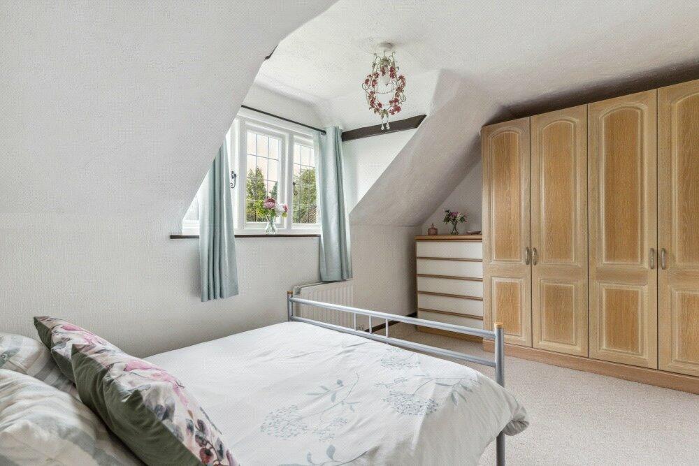 Additional property image - Thatched Cottage, Hatching Green, Harpenden, AL5