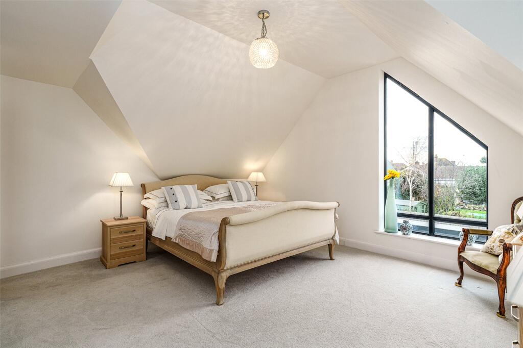 Additional property image - Pebble Lane, Ferring, West Sussex, BN12