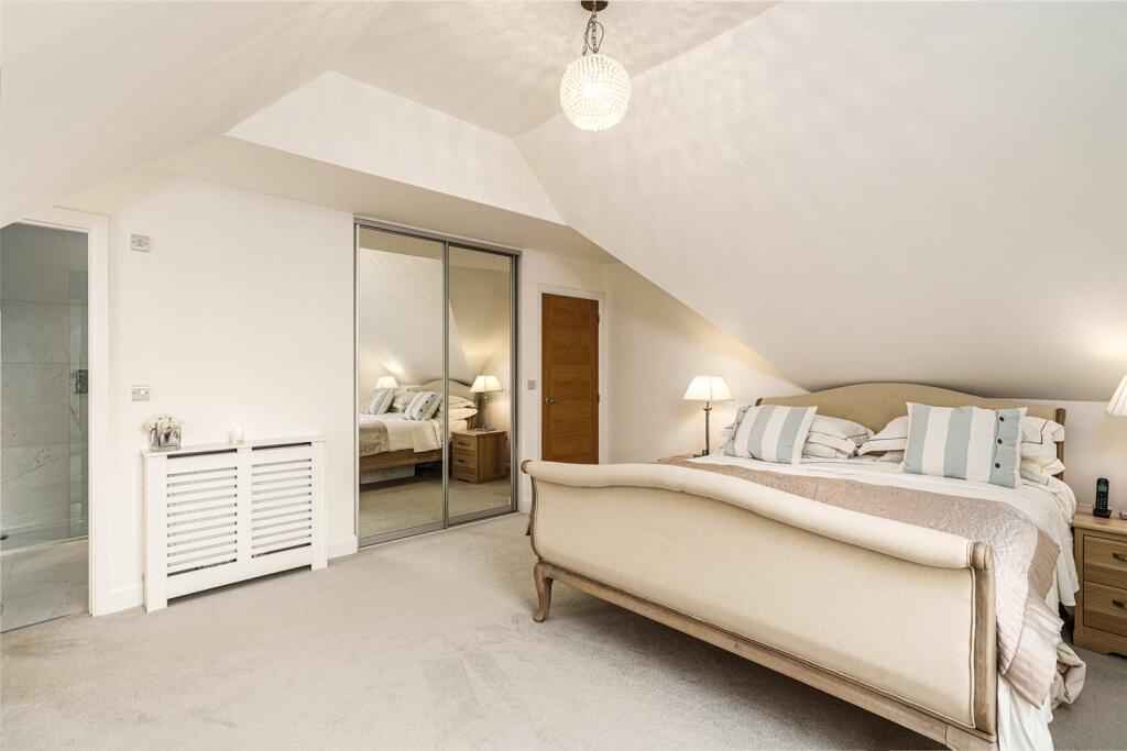 Additional property image - Pebble Lane, Ferring, West Sussex, BN12