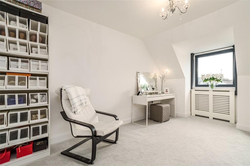 Additional property image - Pebble Lane, Ferring, West Sussex, BN12