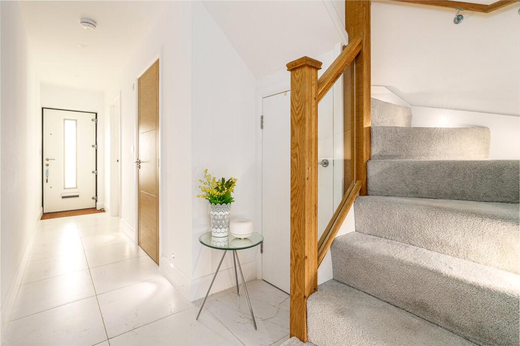 Additional property image - Pebble Lane, Ferring, West Sussex, BN12