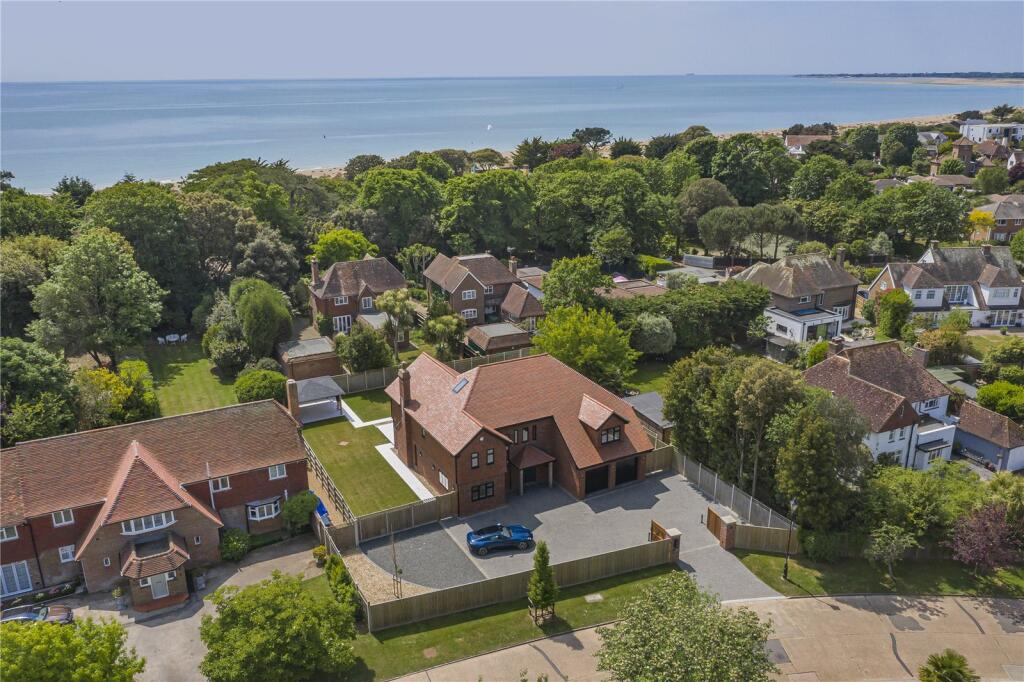 Main image of property: Kingsway, Aldwick, West Sussex, PO21