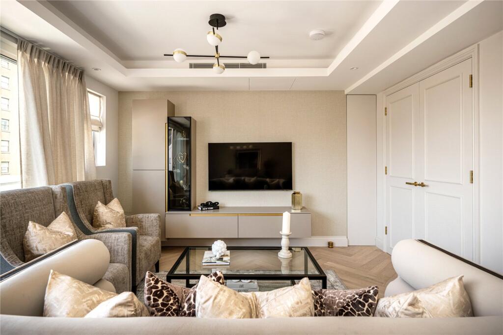 Main image of property: Ennismore Gardens, Knightsbridge, London, SW7