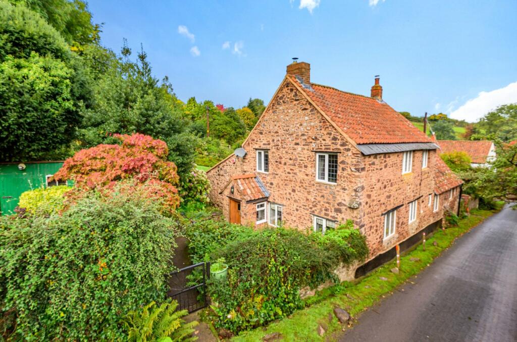 4 bedroom detached house for sale in Pardlestone Lane, Kilve