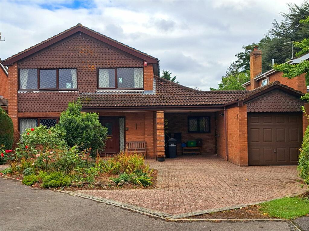 Main image of property: Stoneleigh Close, Staplegrove, Taunton, Somerset