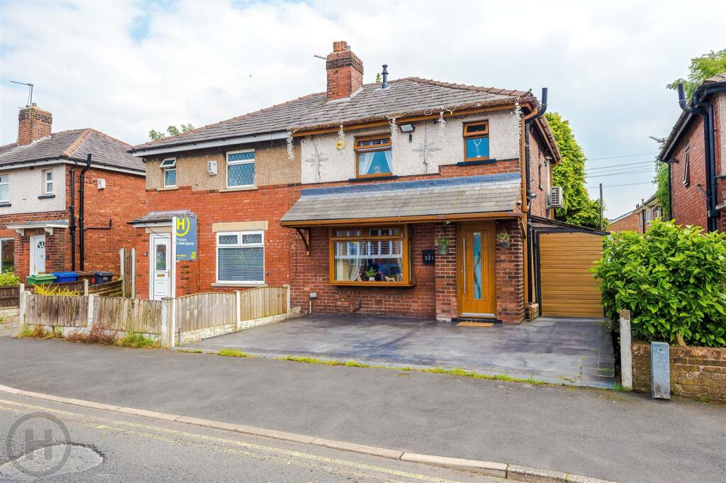3 bedroom semidetached house for sale in Gloucester Street, Atherton