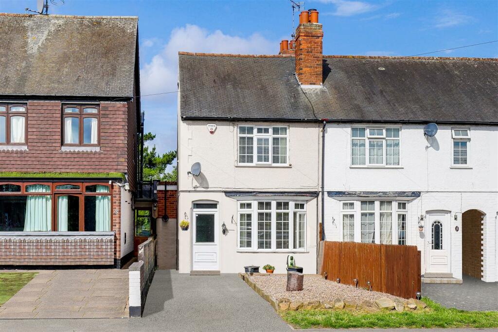 2 bedroom end of terrace house for sale in Wilford Road, Ruddington