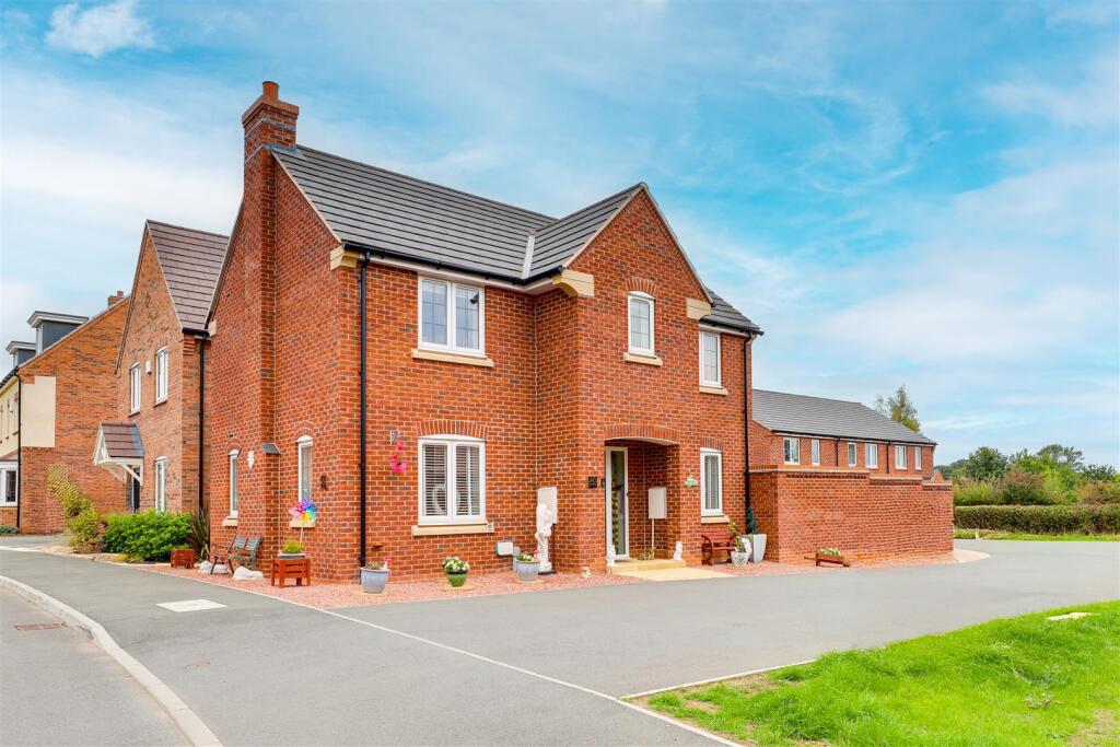 Main image of property: Cornflower Crescent, Ruddington, Nottinghamshire, NG11 6SG