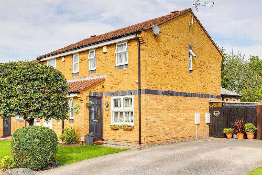 Main image of property: Cottage Meadow, Colwick, Nottinghamshire, NG4 2DG