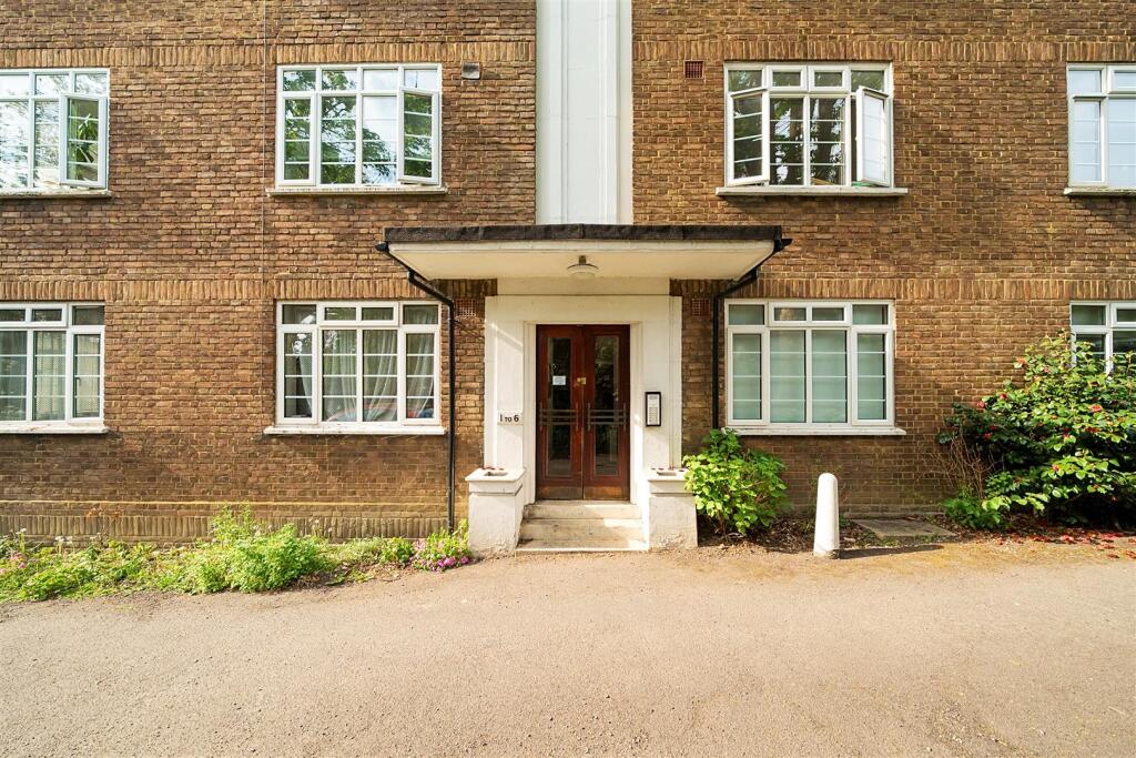 Main image of property: St. Peters Road, Croydon