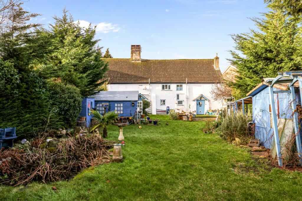4 bedroom detached house for sale in 243 Cirencester Road, Charlton Kings, Cheltenham, Gloucestershire, GL53 8EB, GL53
