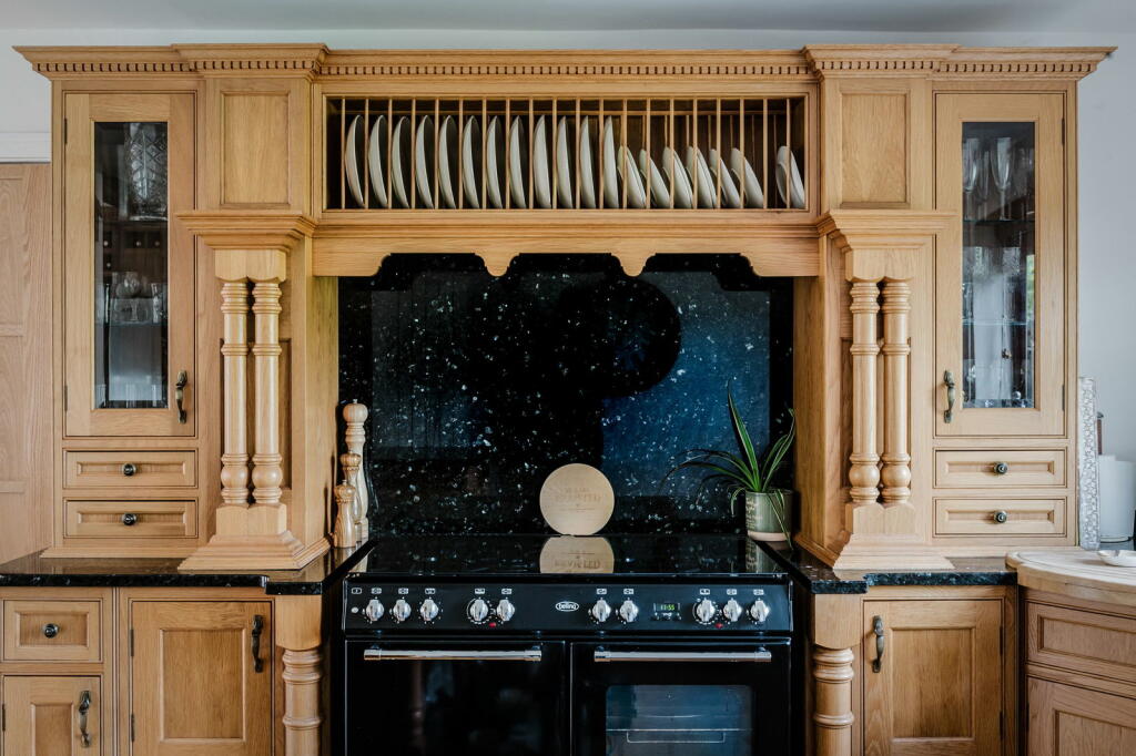 Additional property image - Wrotham Road, Meopham, Gravesend, DA13 0QG