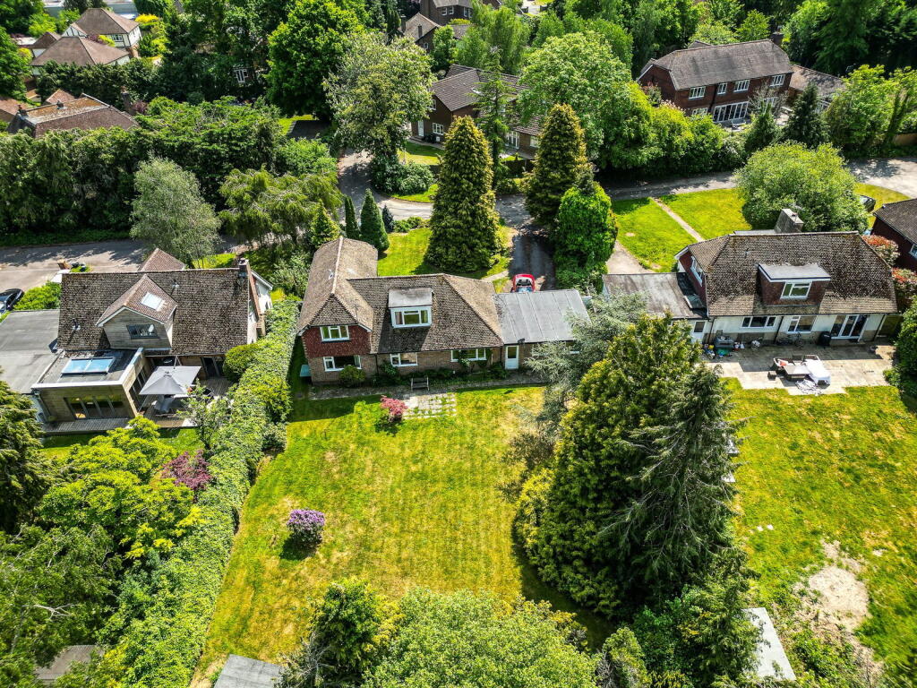 Main image of property: Oak Lodge Drive