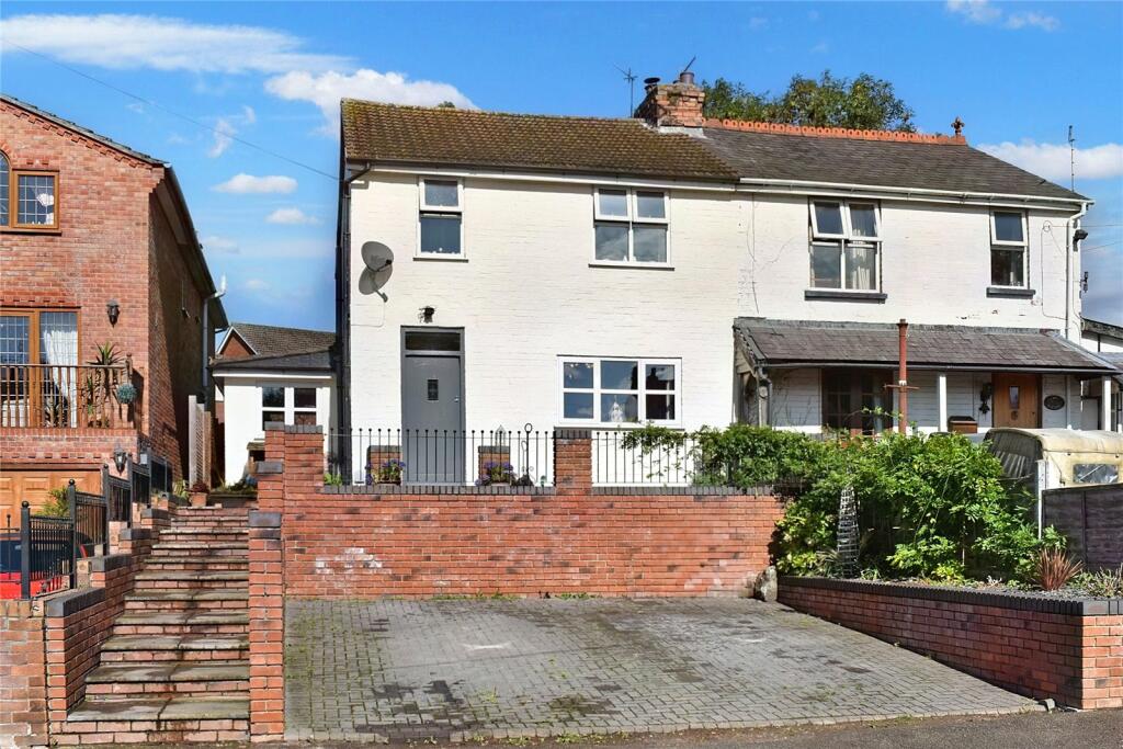 3 bedroom semidetached house for sale in Bransford Road, Rushwick
