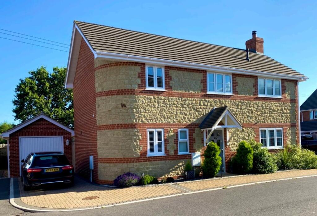 Main image of property: Motcombe Meadow
