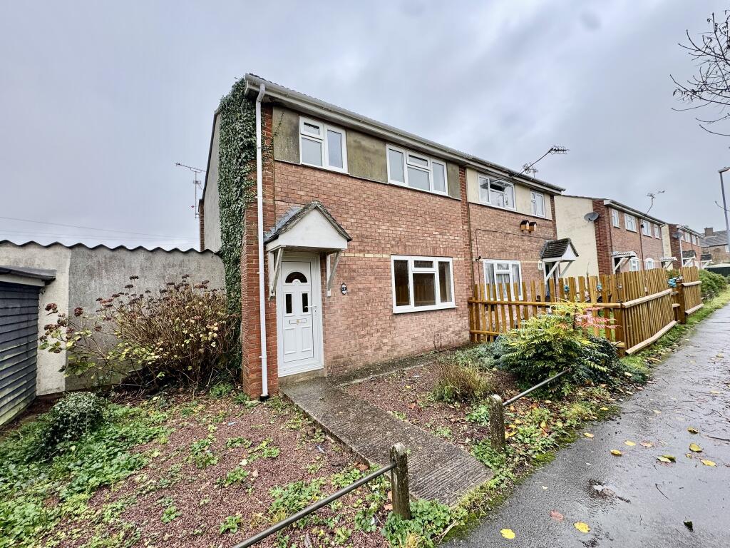 Main image of property: Ten Acres, Shaftesbury - No Onward Chain