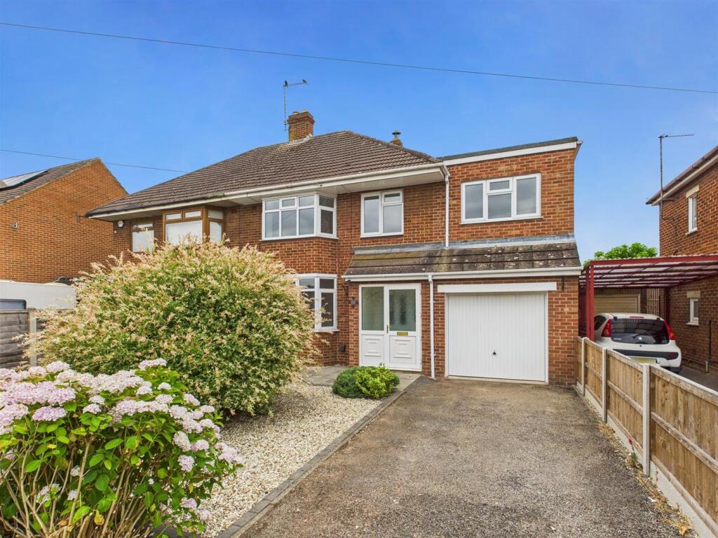 Main image of property: Richmond Gardens, Longlevens, Gloucester