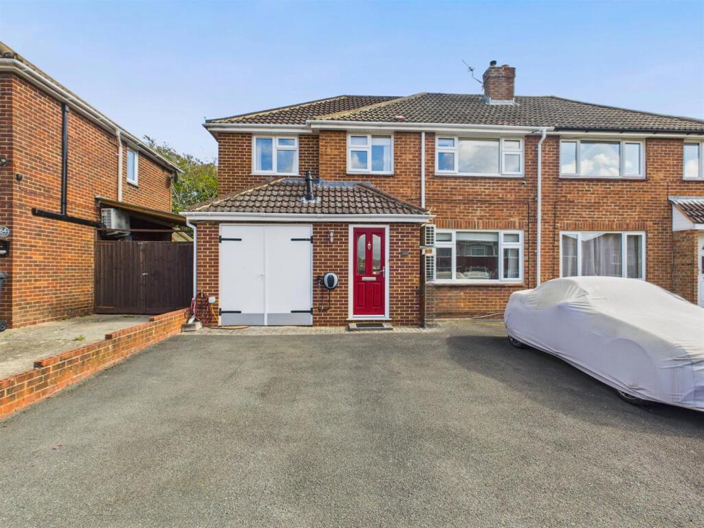 Main image of property: Lavington Drive, Longlevens, Gloucester