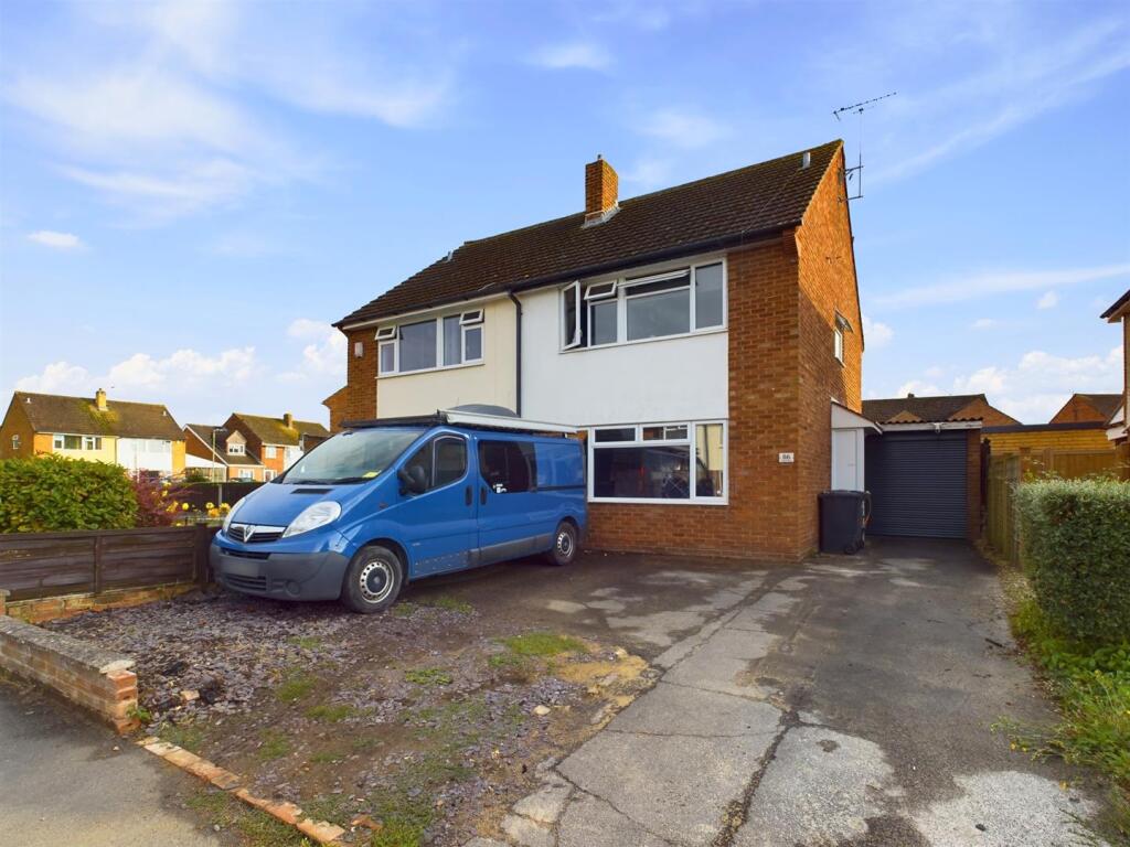 Main image of property: Park Avenue, Longlevens, Gloucester