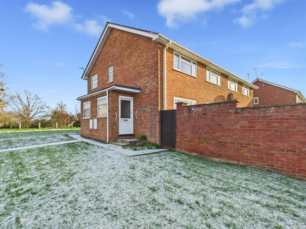 Main image of property: Stirling Way, Tuffley, Gloucester