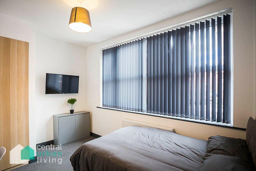 Additional property image - House Share - Catherine Street, Chester, CH1