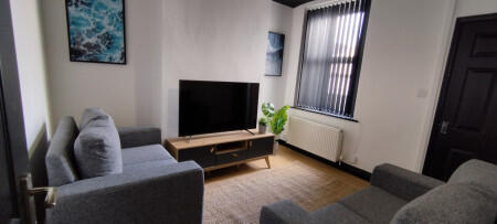 Main image of property: 53 Stirling Road - House Share - JULY 2026