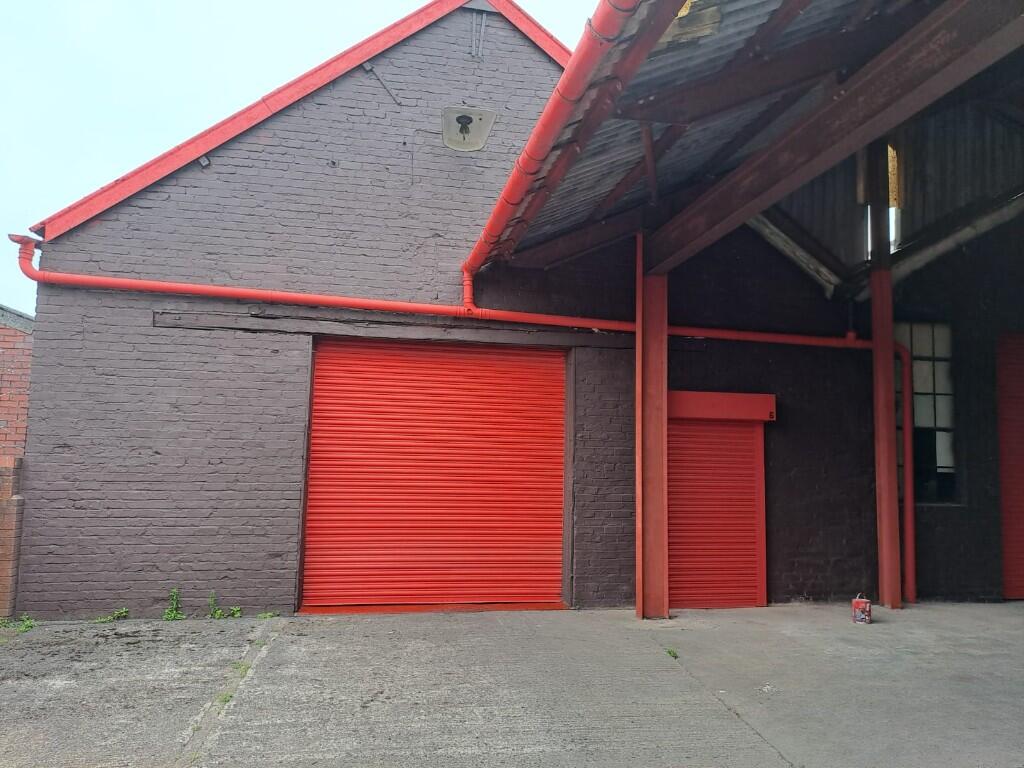 Main image of property: 6 Hayes Lane, Stourbridge, West Midlands, DY9