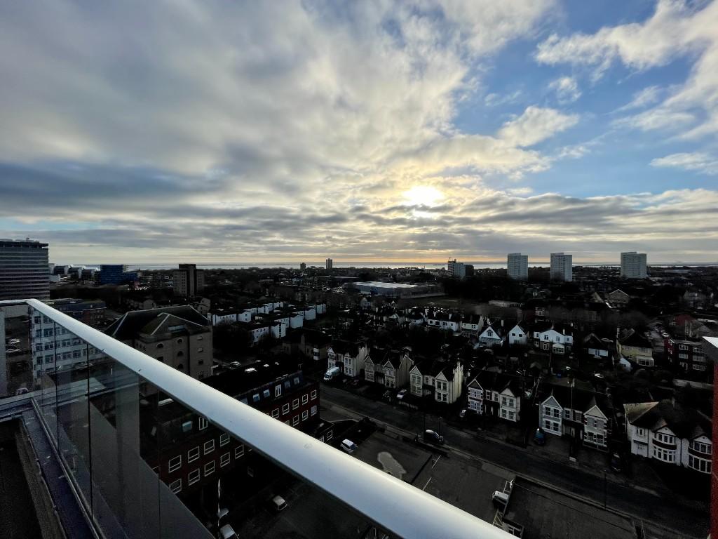 2 bedroom apartment for sale in Beaumont Court, Victoria Avenue