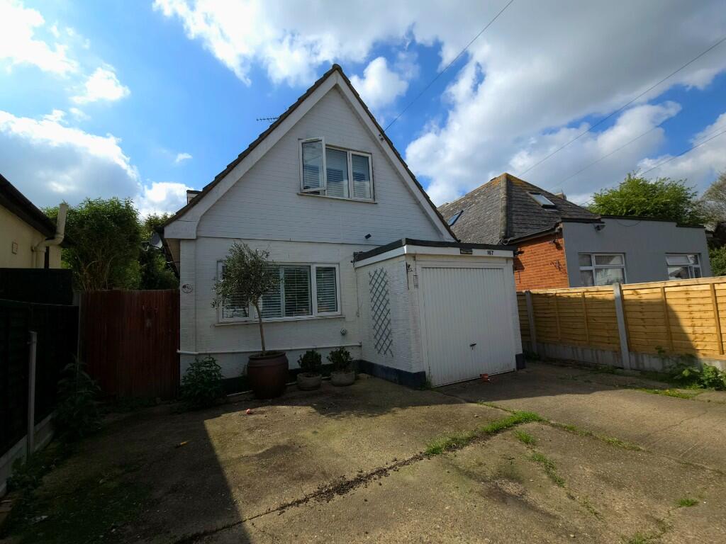 Main image of property: Westbury Road, Southend-On-Sea, Essex, SS2