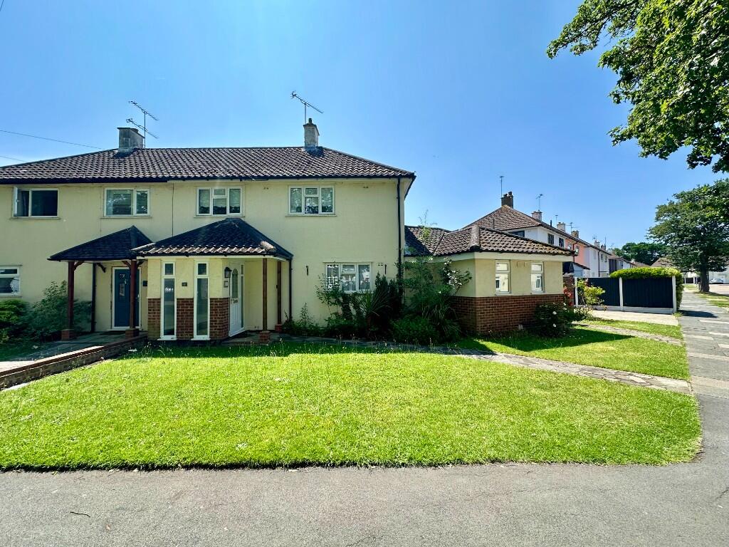Main image of property: Harridge Road, Leigh-On-Sea, Essex, SS9