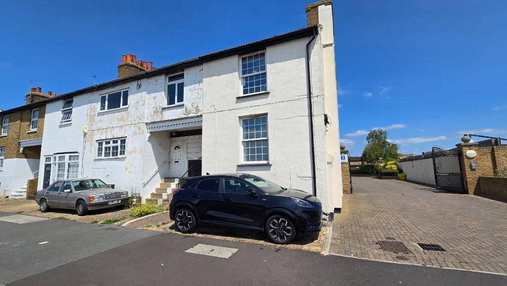 Main image of property: Eastern Esplanade, Southend-On-Sea, Essex, SS1