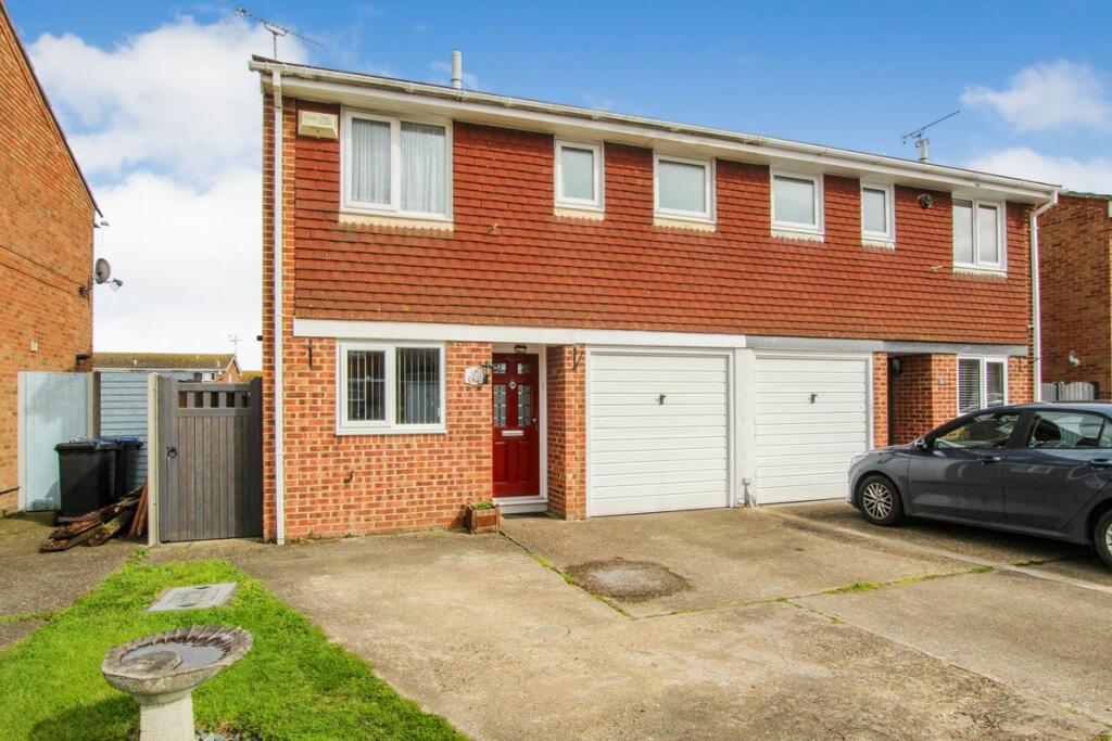 3 bedroom semidetached house for sale in Wrentham Avenue, Herne Bay, CT6