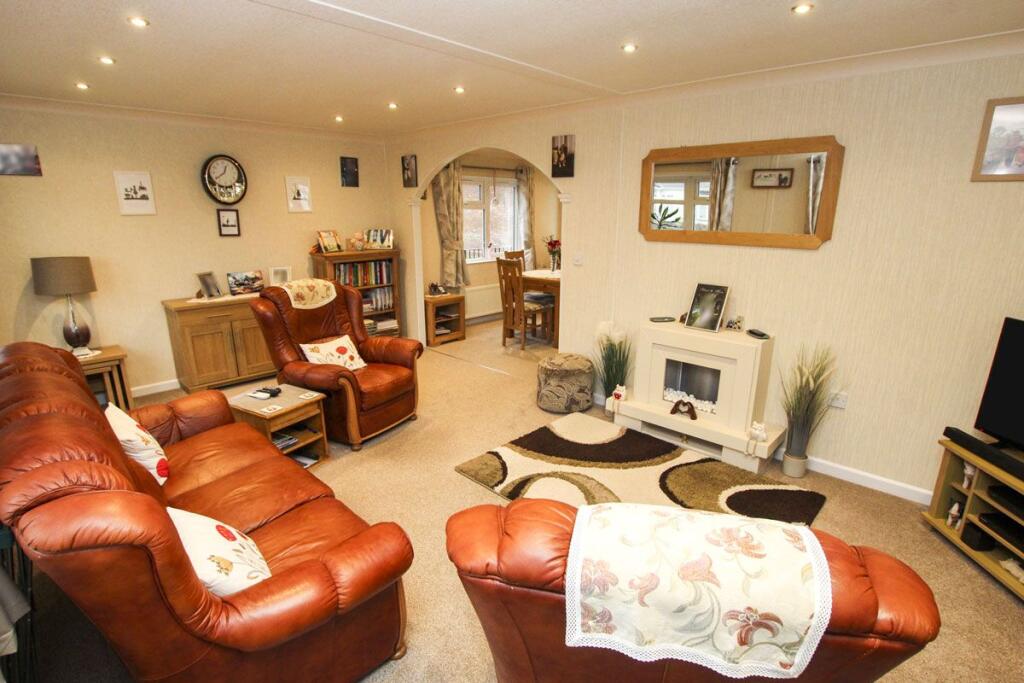 Main image of property: Meadow View, Pilgrims Retreat, Maidstone