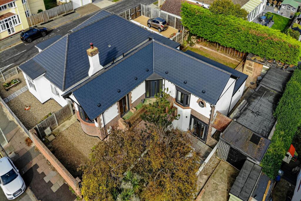 Main image of property: The Broadway, Herne Bay