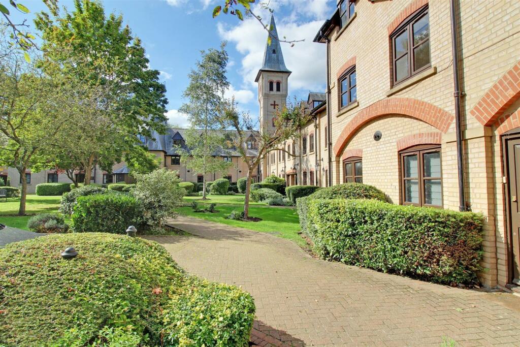 1 bedroom apartment for sale in River Meads, Stanstead Abbotts, SG12