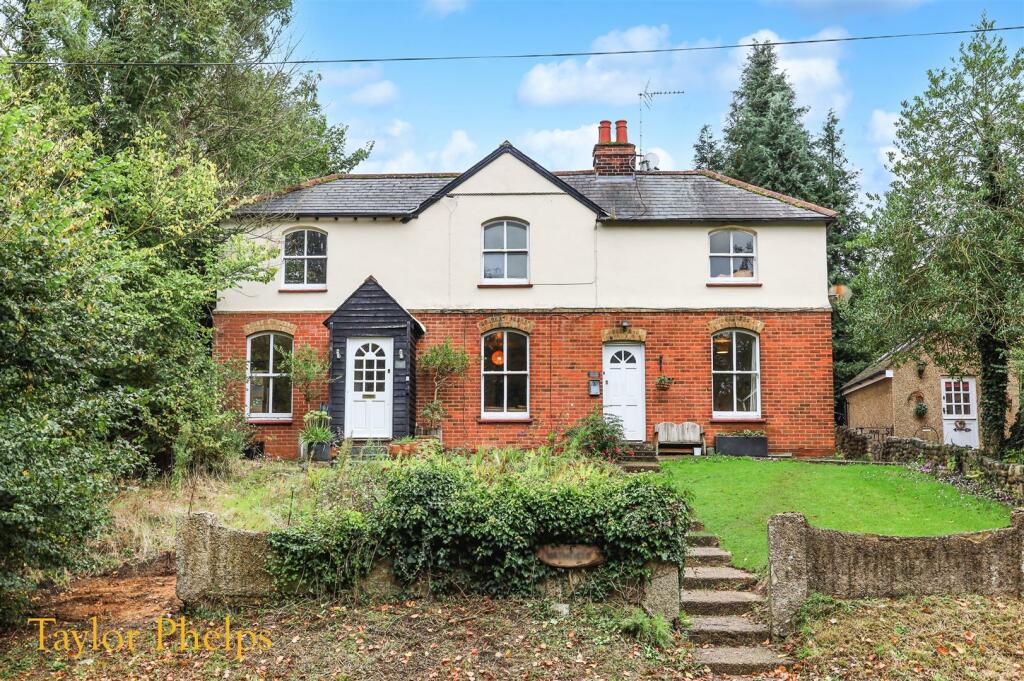 Main image of property: Cambridge Road, Thundridge
