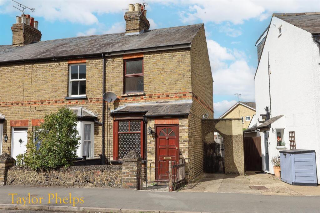 Main image of property: Star Street, Ware - Option To Extend
