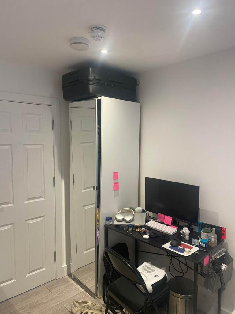 Main image of property: Hillcrest Road, London