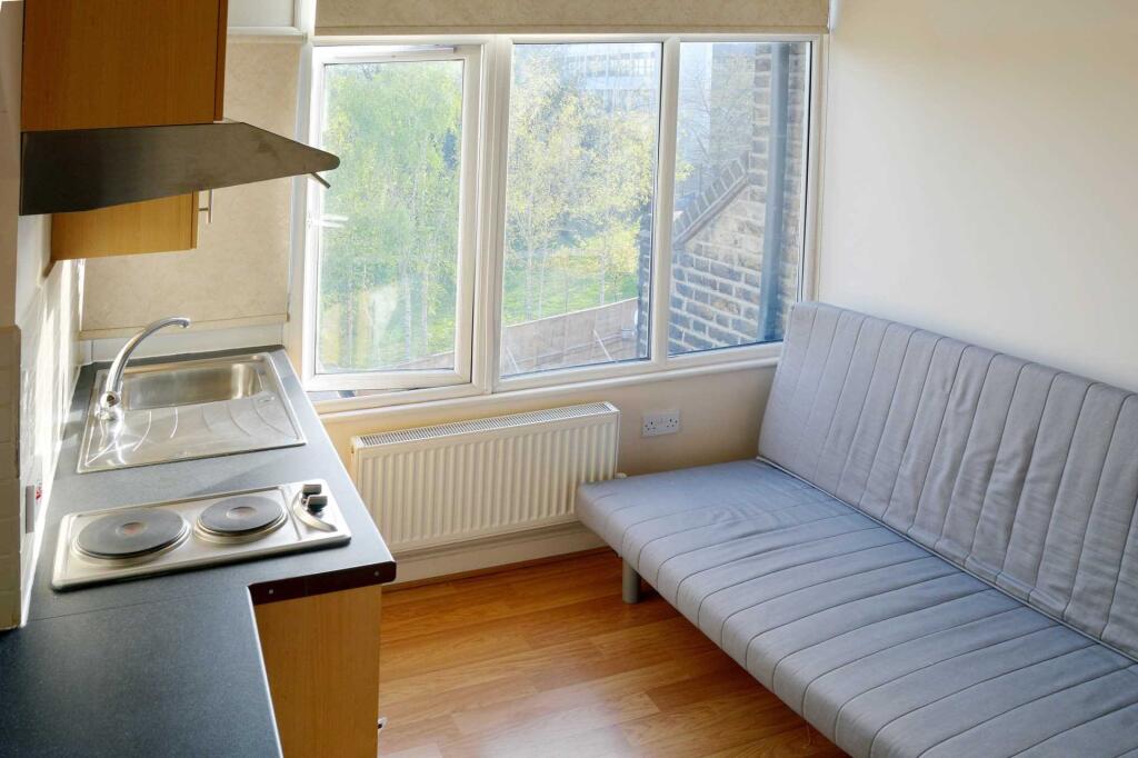 Main image of property: High Street, London