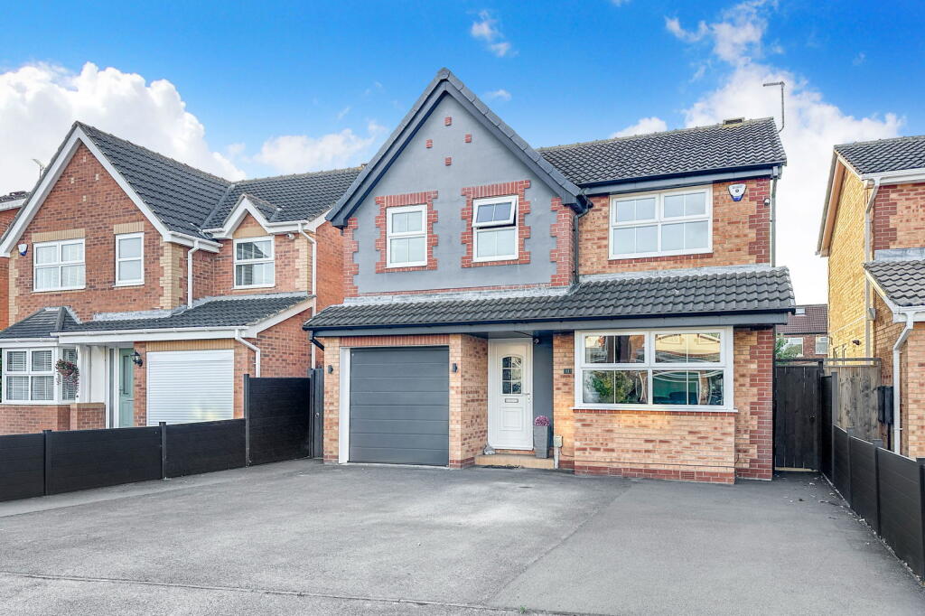 Main image of property: Ascott Close, Hull, HU4