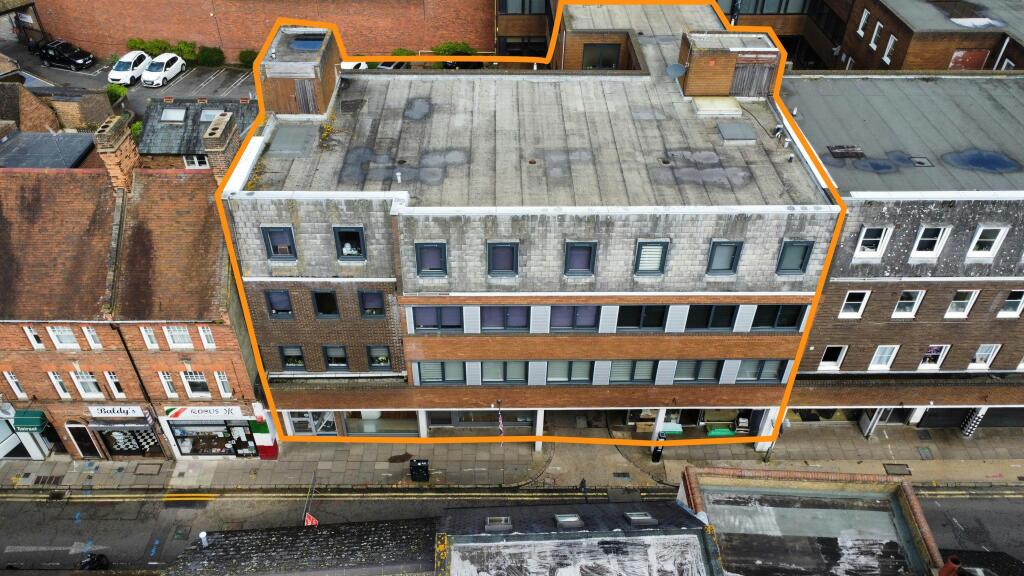 Main image of property: Pembroke Court, 22-28 Cambridge Street, Aylesbury, HP20 1RS