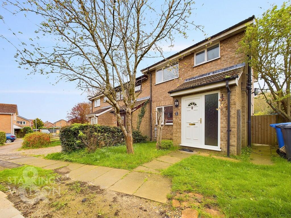 3 bedroom end of terrace house for sale in Mountbatten Road, Bungay, NR35