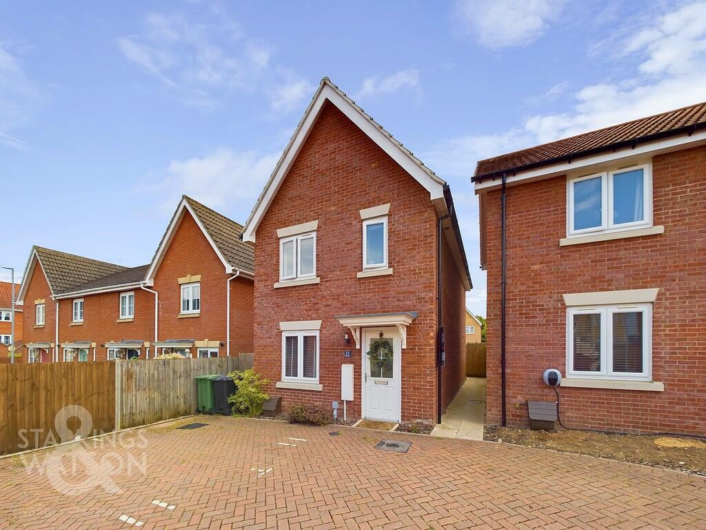 3 bedroom detached house for sale in Teal Drive, Queens Hill, Norwich, NR8