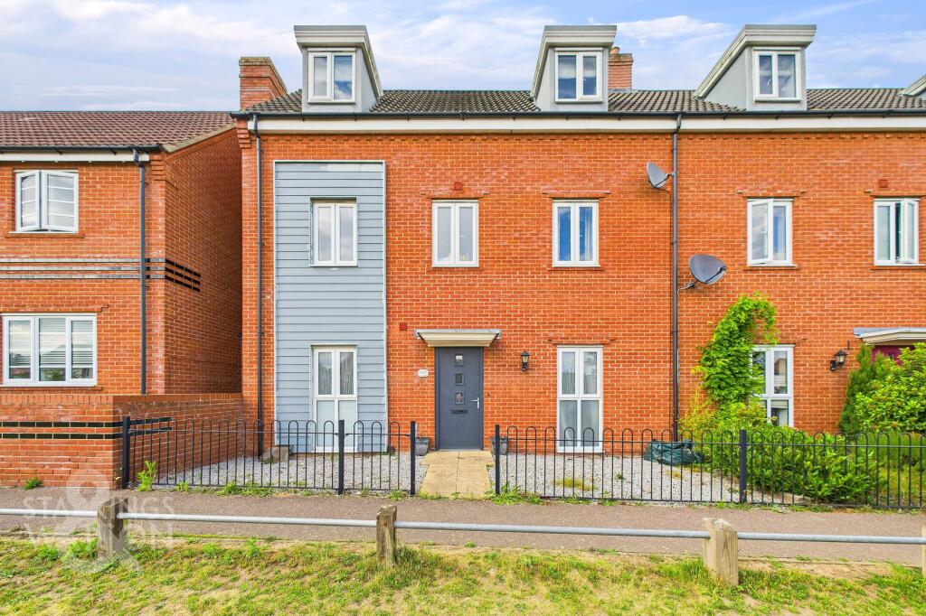 Main image of property: Fairway, Queens Hill, Norwich